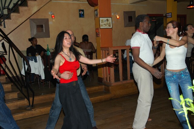 min 2006 05 02 latino 122